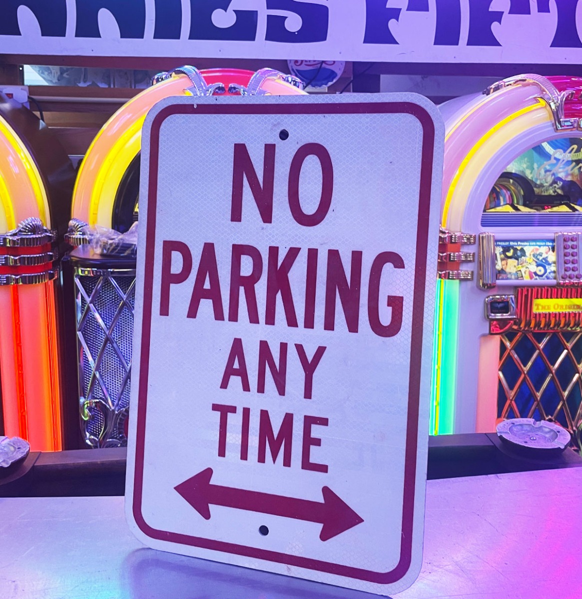 Vintage USA “No Parking Any Time” Verkeersbord - 45 x 30