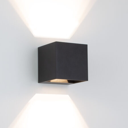 Reach Up en Down Muurlamp Zwart Kubus met LED