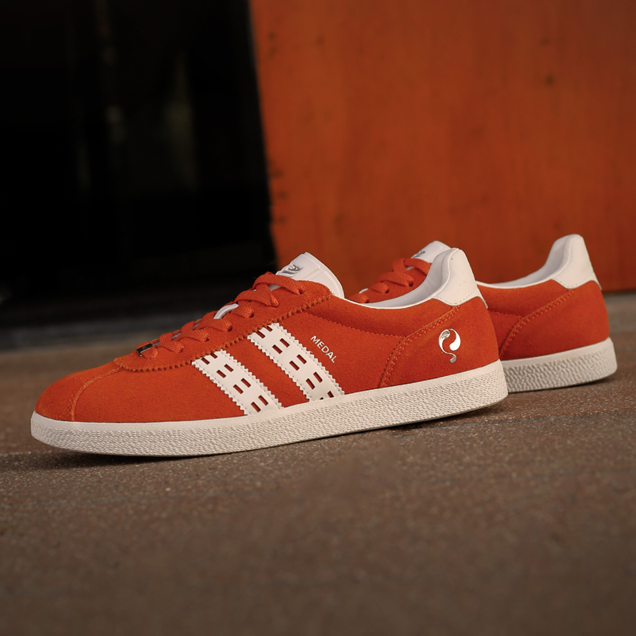 Heren Sneaker Medal | Retro Oranje/Wit
